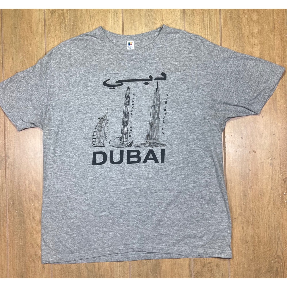 Four Square Dubai Skyline Graphic T-Shirt Gray XL Burj Khalifa‎ Souvenir Tee